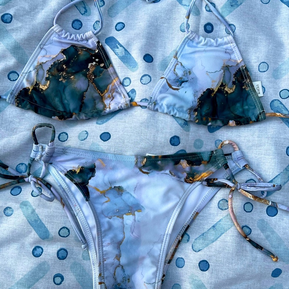 Marble print bikini set